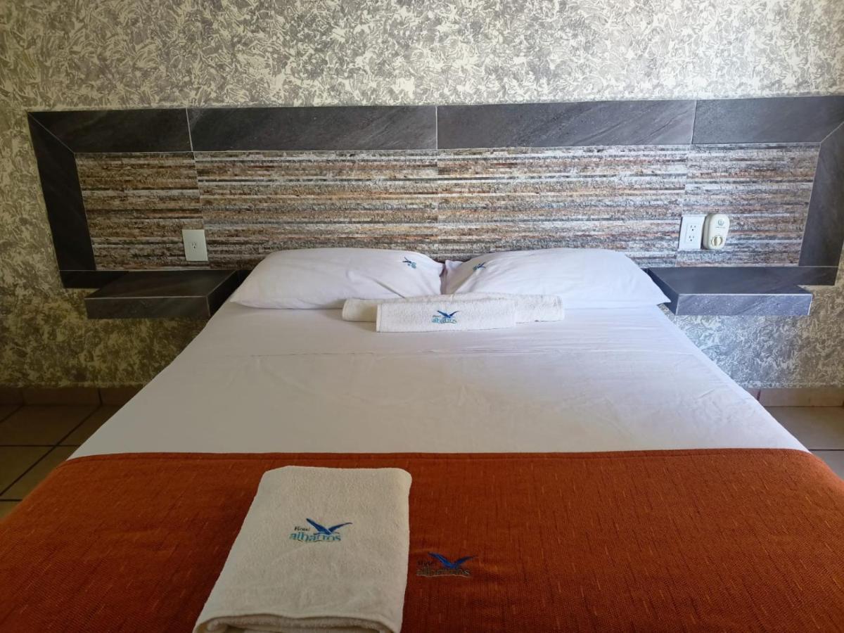 Hotel Albatros Penita de Jaltemba Bagian luar foto