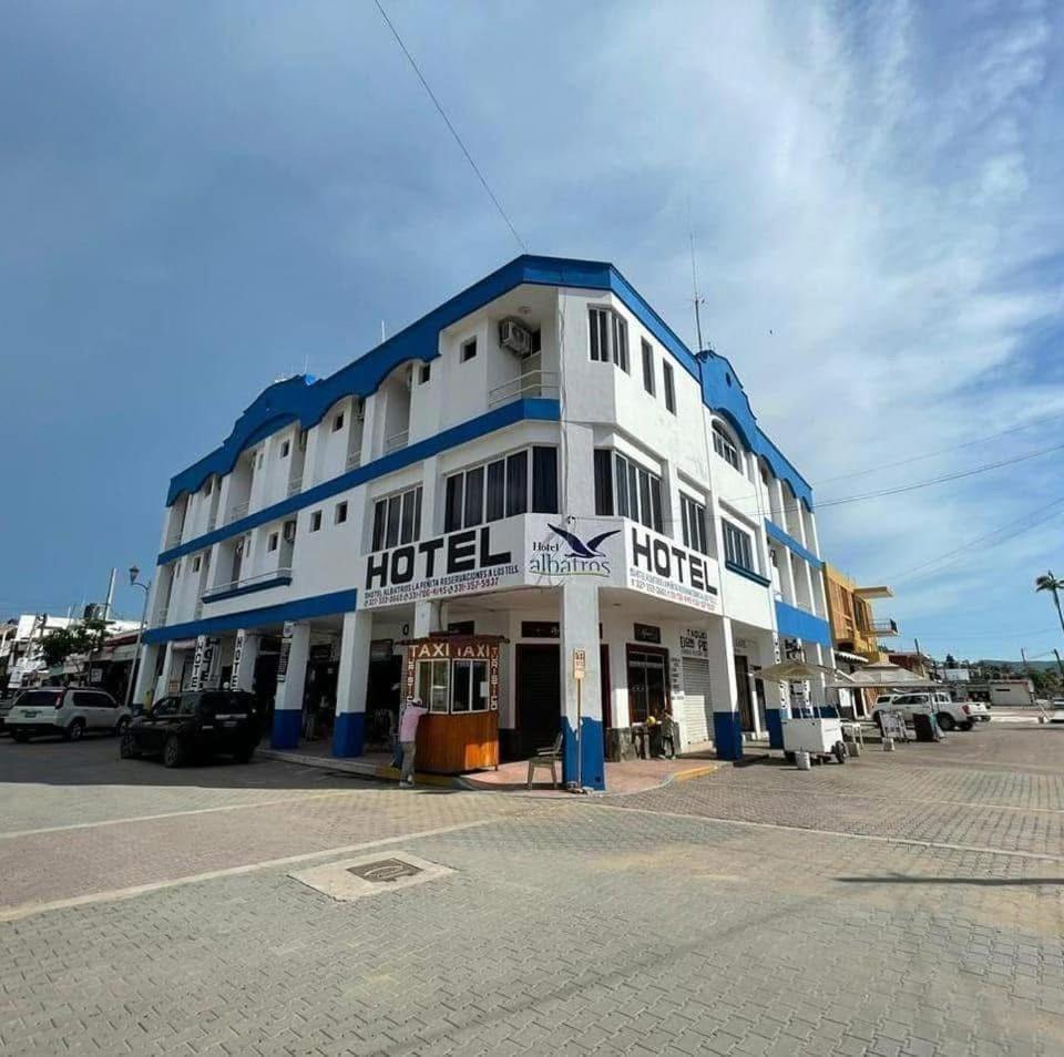 Hotel Albatros Penita de Jaltemba Bagian luar foto