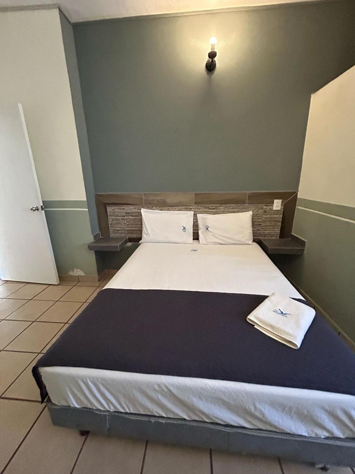 Hotel Albatros Penita de Jaltemba Bagian luar foto