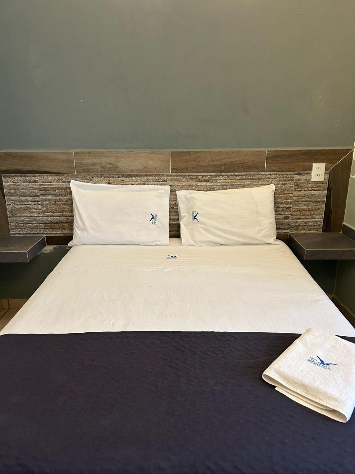 Hotel Albatros Penita de Jaltemba Bagian luar foto